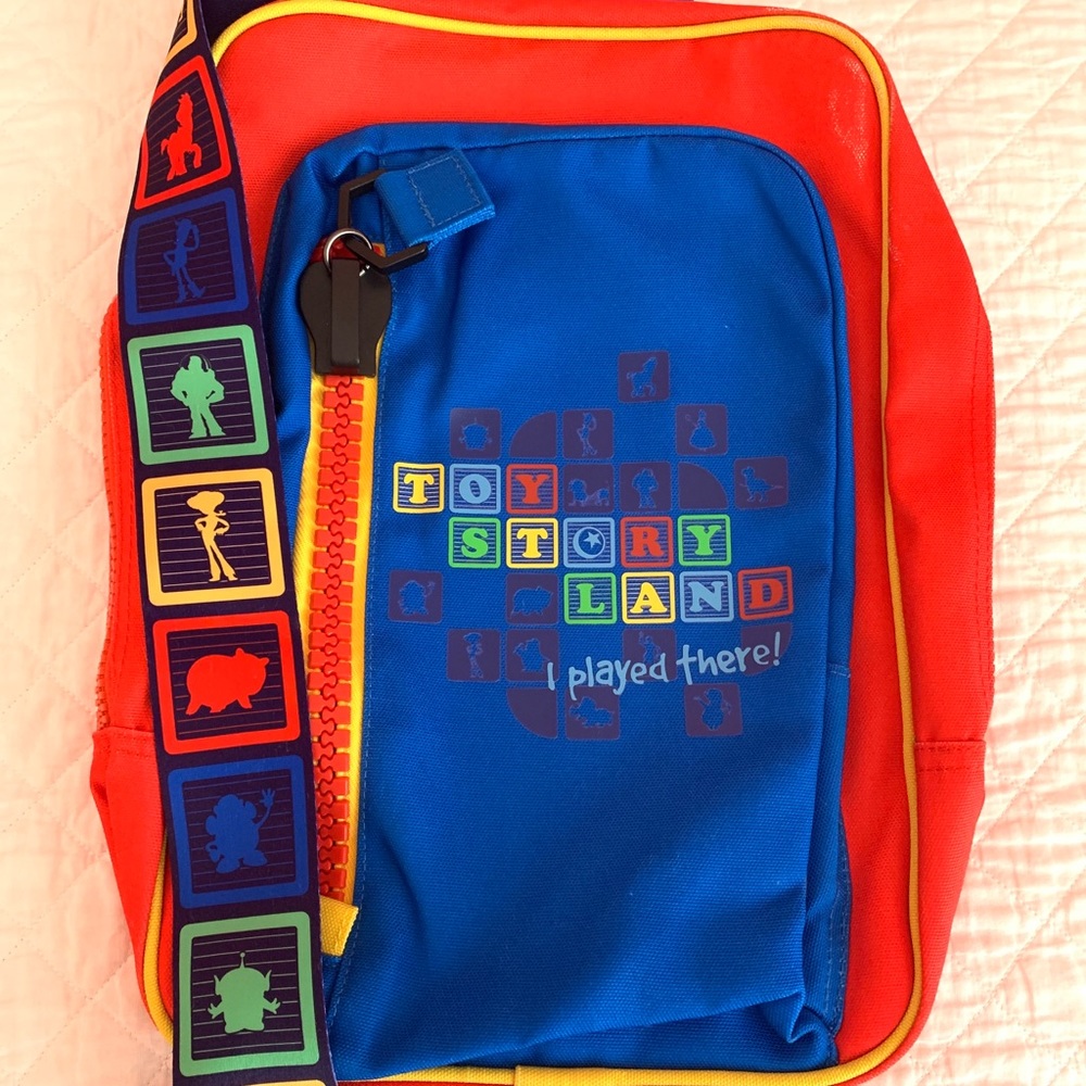 Disney Hollywood Studio Toy Story Land Sling
